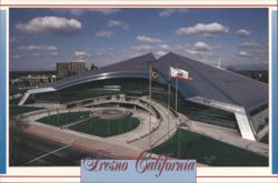 Fresno City Hall - Futuristic Design by Arthur Erickson Postcard
