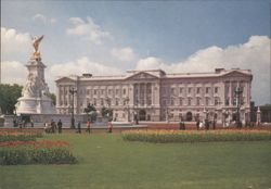 Buckingham Palace & Victoria Memorial, London Postcard