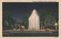 Fountain, Vanderveer Park, Davenport, Iowa Postcard