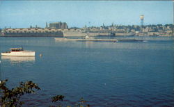 New London Connecticut Boats, Ships Postcard Postcard