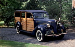 1936 Ford V-8 Station Wagon Postcard