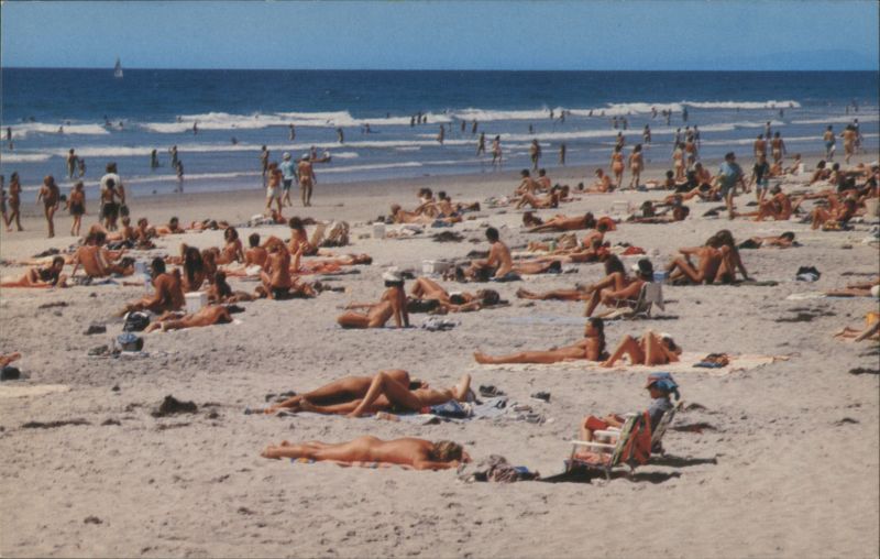 Nude sunbathin' at Black's Beach, San Diego, California