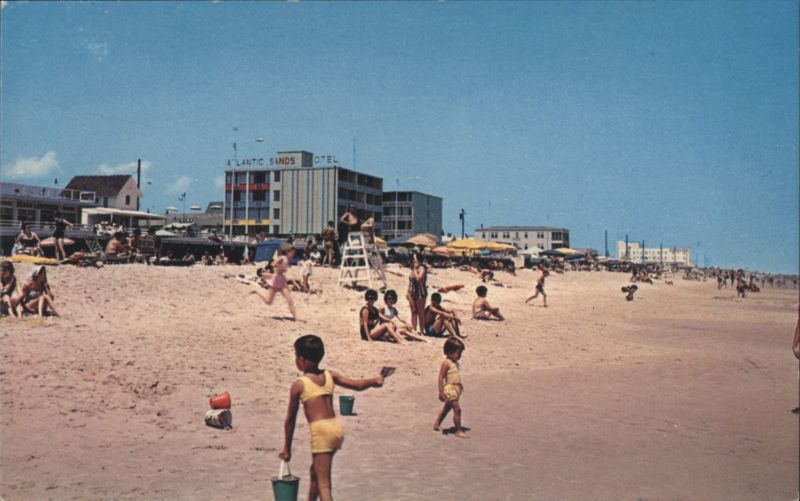 Rehoboth Beach, DE - Atlantic Sands Motel & Beach Scene Delaware