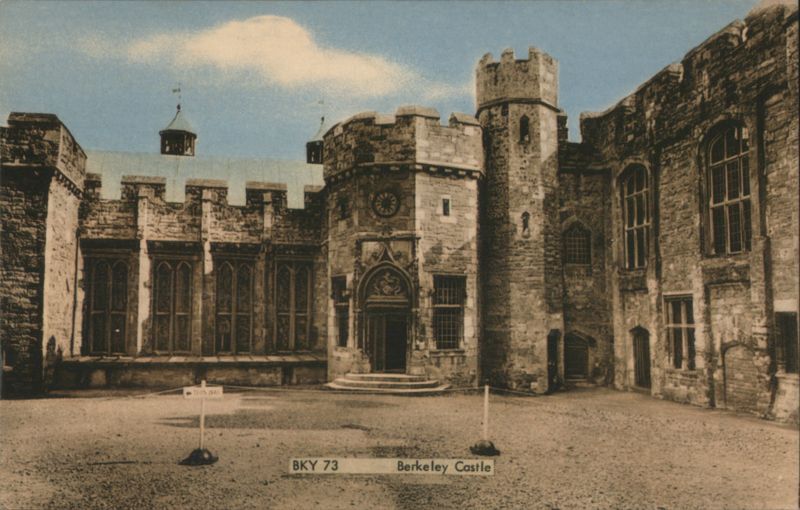 Berkeley Castle Courtyard View England Bristol