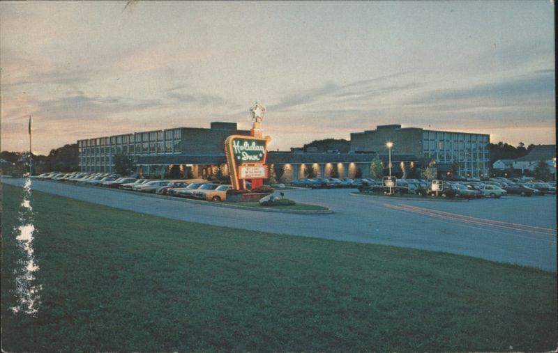 Holiday Inn Lionville PA - Pools, Night Club, Restaurants Pennsylvania