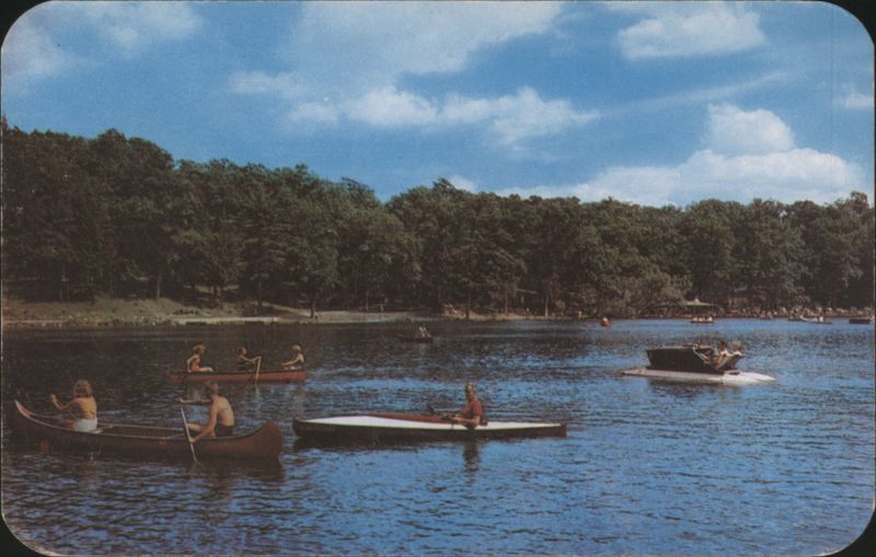 Saylors Lake - Boating, Bathing, Fishing, Pocono Mountains Saylorsburg Pennsylvania