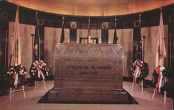 Lincoln Tomb Interior, Oak Ridge Cemetery, Springfield Postcard