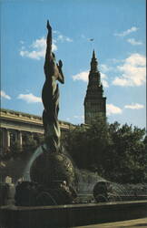 War Memorial Fountain & Terminal Tower, Cleveland OH Postcard