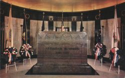 Abraham Lincoln Cenotaph, State Flags, Springfield, IL Postcard