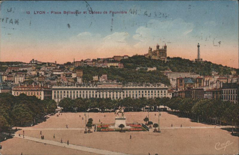 Place Bellecour et Fourvière Hill, Lyon France