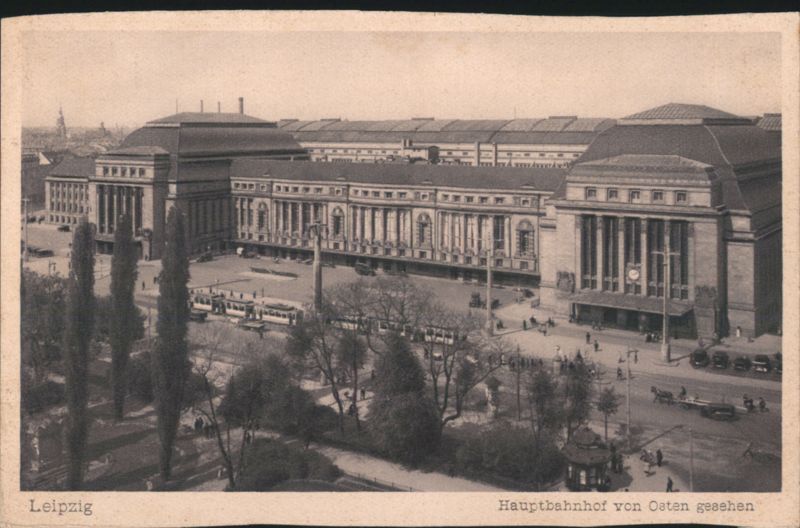 Leipzig Hauptbahnhof von Osten gesehen Germany