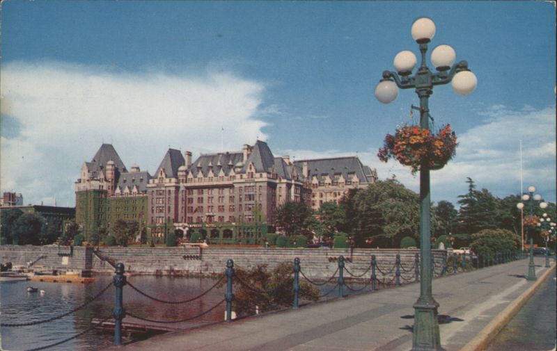 Empress Hotel, Victoria, BC - Lamp Standards, Flower Baskets Canada