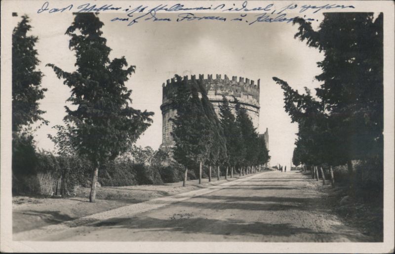 Tomba di Cecilia Metella, Appian Way Roma Italy