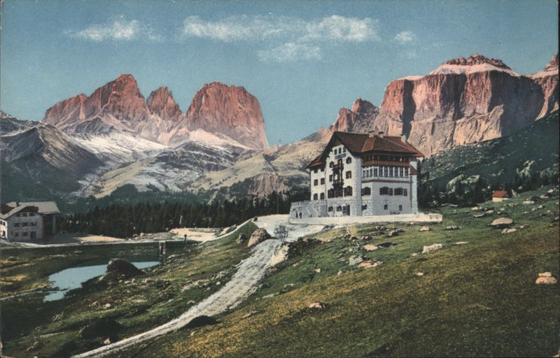 Hôtel Pordoi, Dolomites, Sasso Lungo & Sella Mountains Italy
