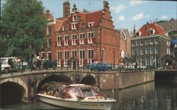 House on the three canals, Canal scene Postcard