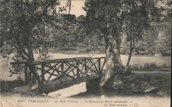 Versailles, Petit Trianon, Hameau de Marie-Antoinette, Rustic Bridge Postcard