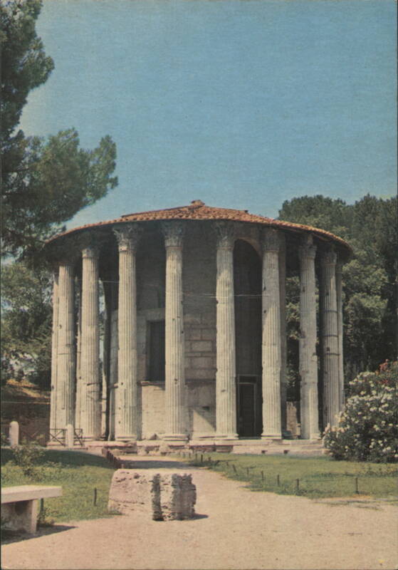 Temple of Vesta, Ancient Roman Round Temple, Rome Italy