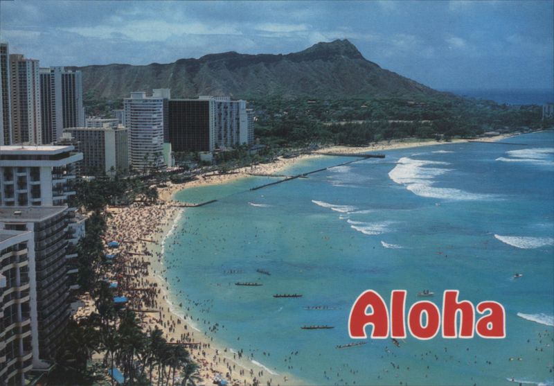 Waikiki Beach and Diamond Head, Aloha Honolulu Hawaii