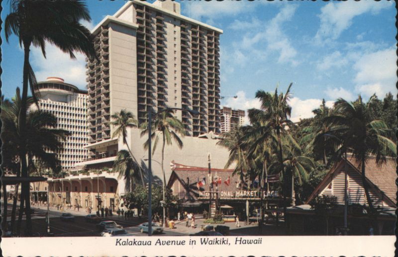 Kalakaua Ave, Waikiki, International Market Place, Honolulu Hawaii