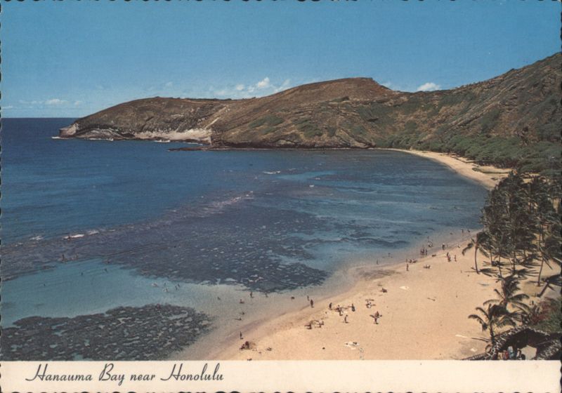 Hanauma Bay near Honolulu, Blue-Green Bay & White Sand Beach Hawaii