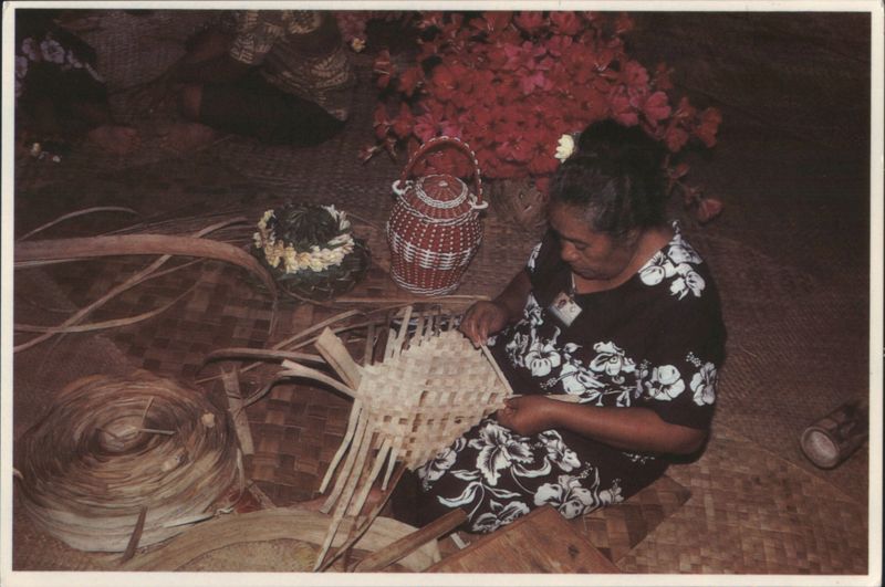 Weaving Lauhala Mat at Polynesian Cultural Center, HI Hawaii