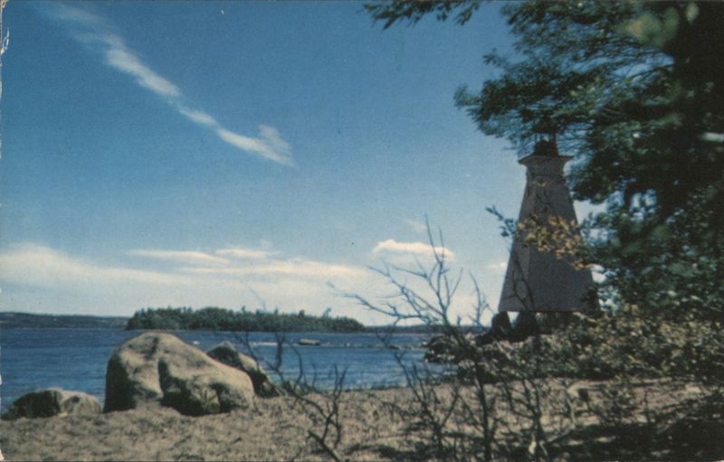 Oak Point, Saint John River, Lighthouse, Island NB Canada
