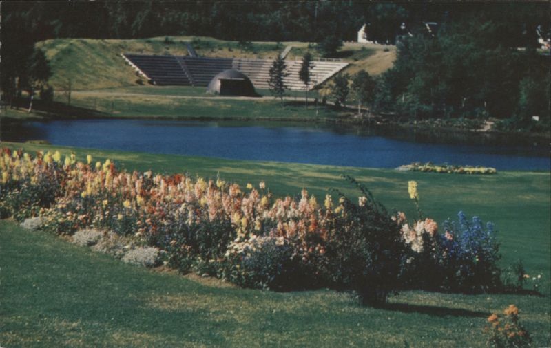 Fundy National Park, NB: Flowers, Amphitheatre, Lake Canada