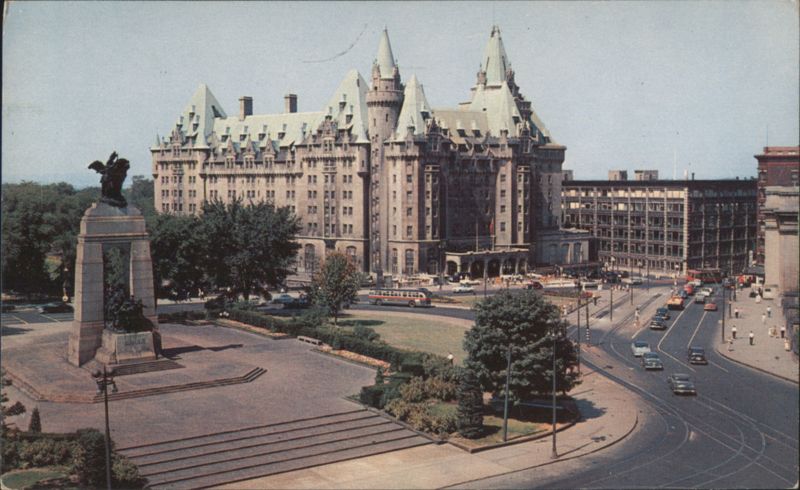 THE CHATEAU LAURIER, CONFEDERATION SQUARE AND NATIONAL WAR MEMORIAL Ottawa Canada