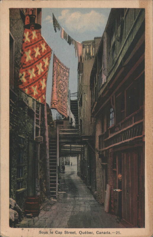 Sous le Cap Street Alleyway, Laundry Hanging Québec QC Canada