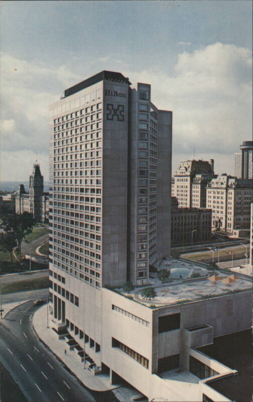 Hilton Québec, 600 Rooms, Pool, Place Québec & Convention Centre QC Canada