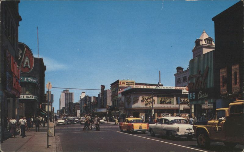 Yonge St. Looking North, Toronto Street Scene Canada