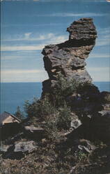 Rocher Chat - The Rock Cat, Cap Chat, QC Postcard