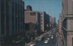 St. Catherine Street, Montreal, QC - Banque Canadienne Nationale Postcard