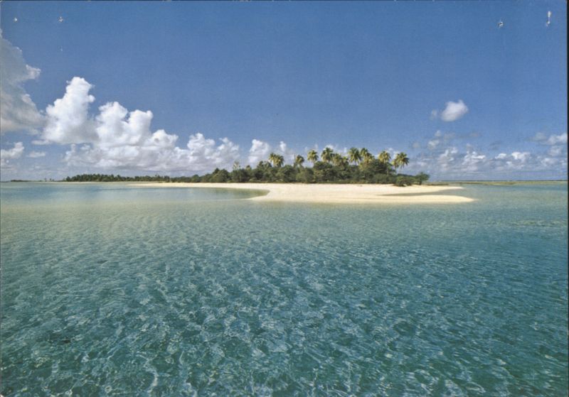 Motu, Gem of the Lagoon Tahiti French Polynesia Erwin Christian