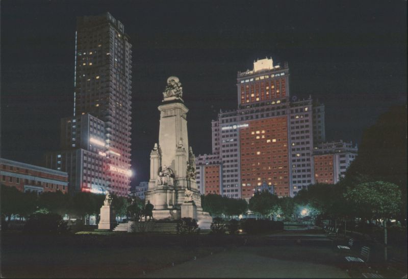 Madrid Plaza de España Nocturnal Sight Spain