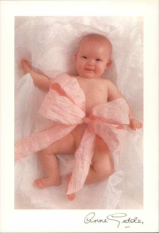 Baby with Pink Bow by Anne Geddes Babies