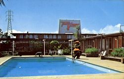 Trave Lodge, 326 South Airport Blvd Postcard