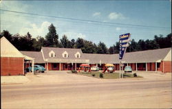 The Southmoor Motel, U. S. 25 North Main St London, KY Postcard Postcard