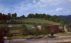 Hunter Library, Western Carolina College Postcard