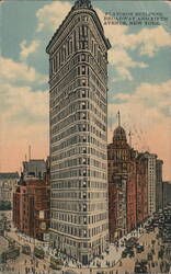 Flatiron Building, Broadway and Fifth Avenue, New York Postcard