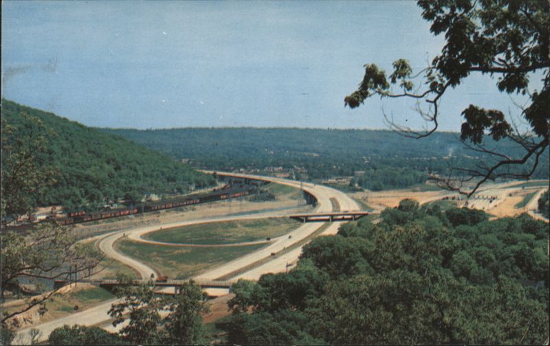 New York State Thruway, Suffern Interchange, Routes S & E