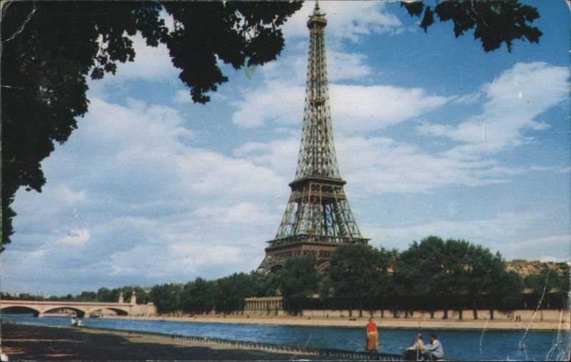 Eiffel Tower Paris, France - Pan American Airline
