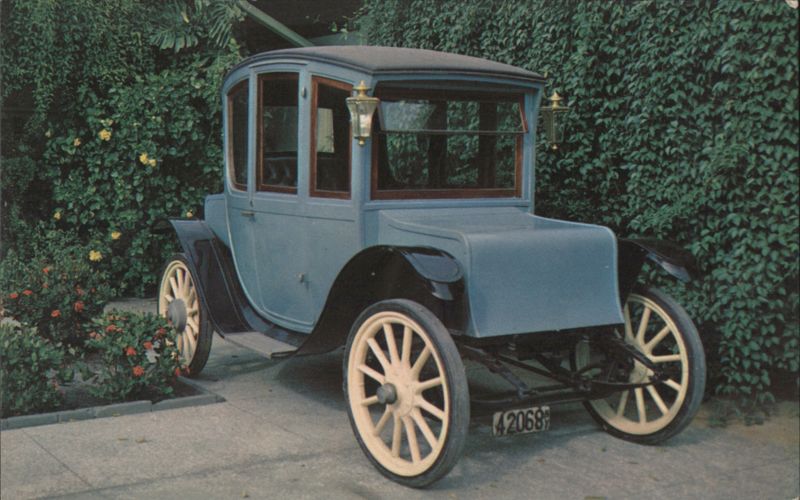 1911 Waverly Electric Car, Cars & Music of Yesterday Sarasota Florida