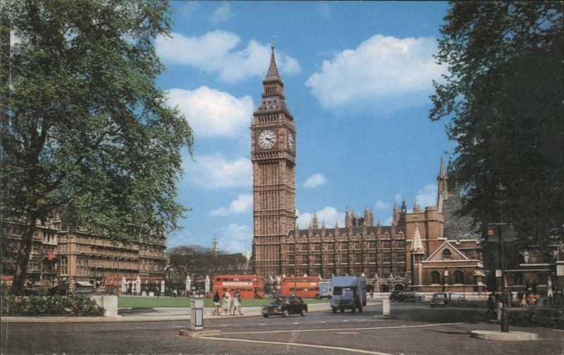 Big Ben & Parliament Square, London United Kingdom