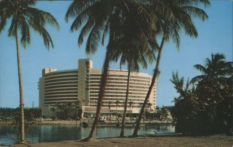 Fontainebleau Resort Hotel, Miami Beach Florida