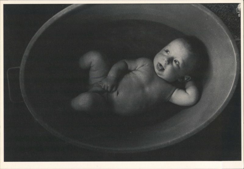 Baby in Tub Pieter De Vries Babies