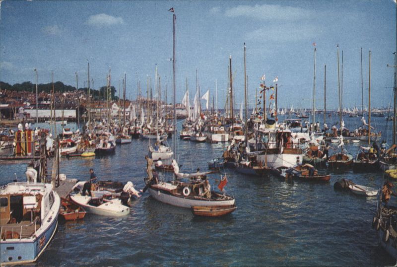Cowes Harbour, Isle of Wight - Royal Yacht Squadron United Kingdom