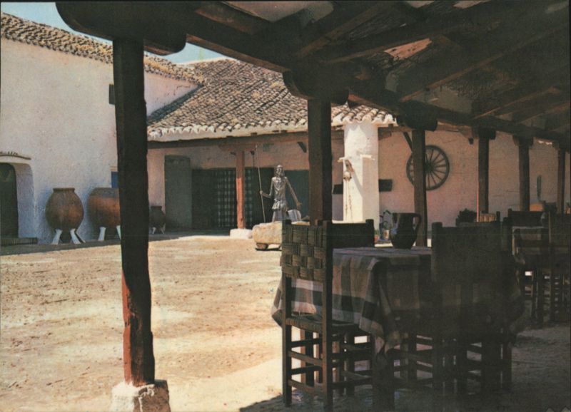 Venta del Quijote Patio, Puerto Lápice, La Mancha Spain