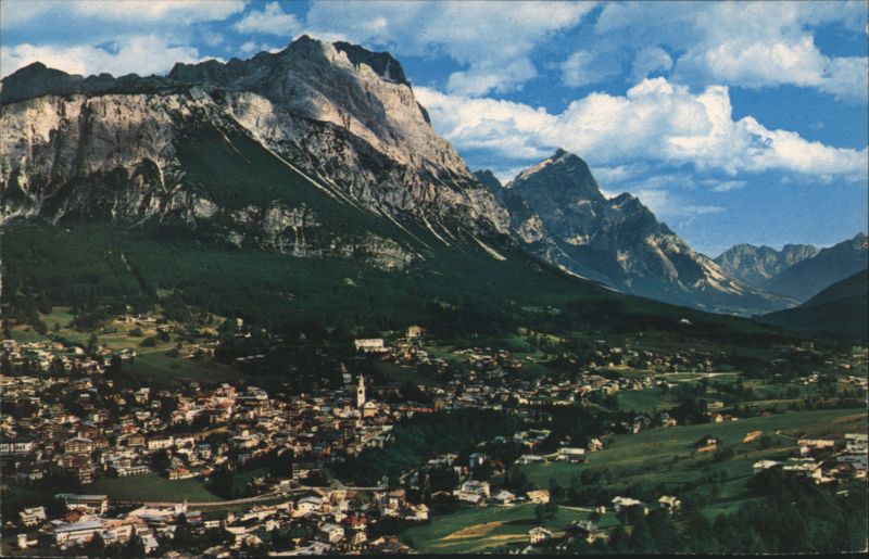 Cortina d'Ampezzo, Dolomites, Sorapis, Antelao Mountains Italy