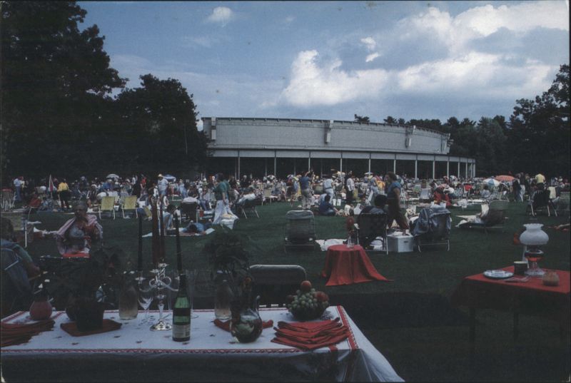 Picnics & Concerts at Tanglewood Music Shed, Lenox, MA Massachusetts